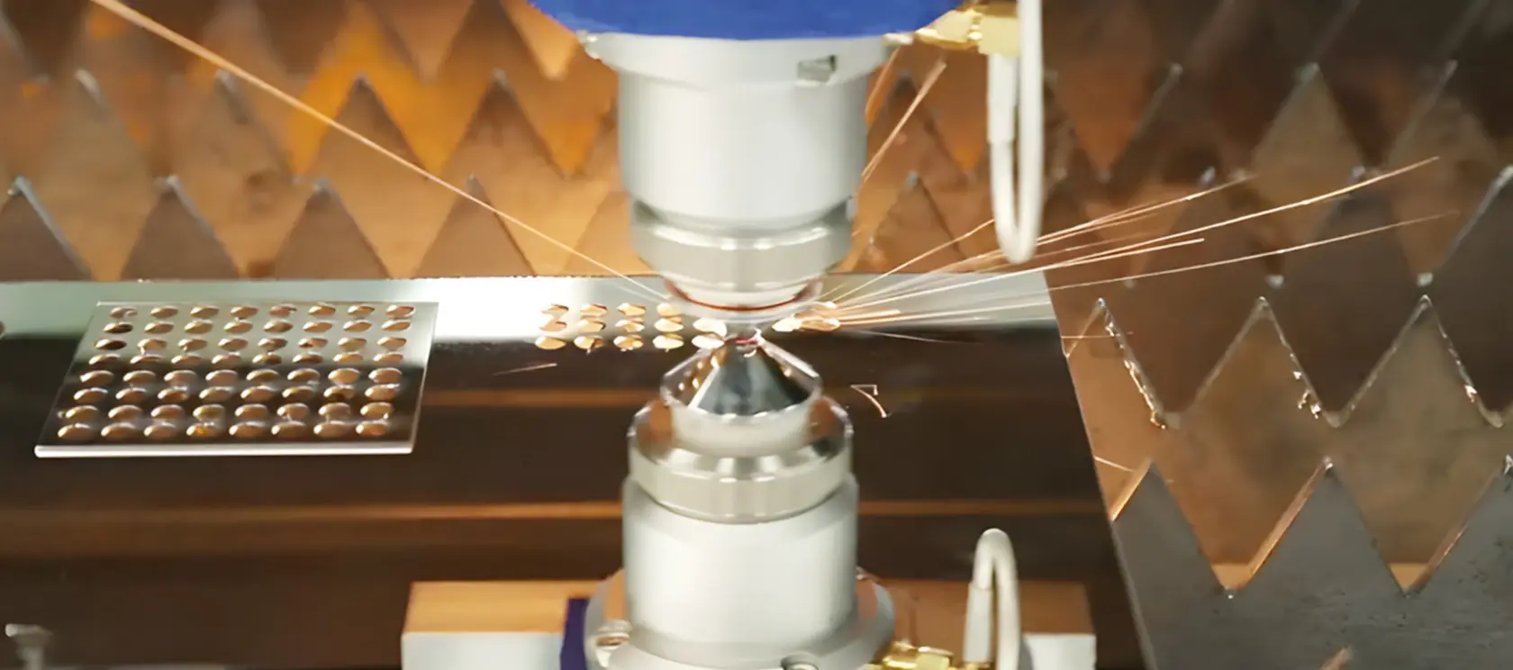 Fly Cut high-speed continuous laser cutting